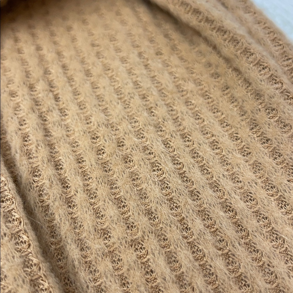 Final Touch Brushed Waffle Texture Knit Top in Carmal Sz M - Picture 9 of 10